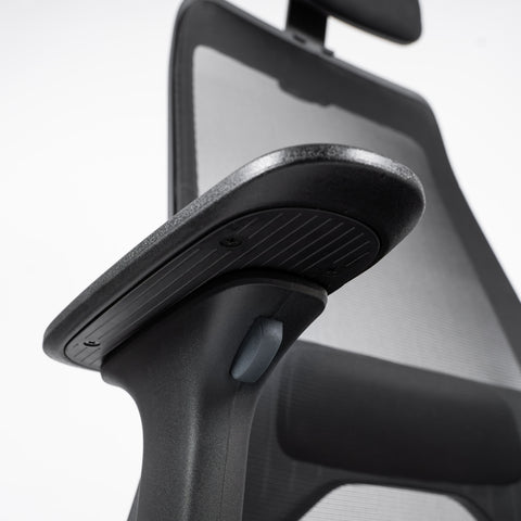 Silla Interstuhl EVERYis1 EV213 NEGRO Y CON CABECERO