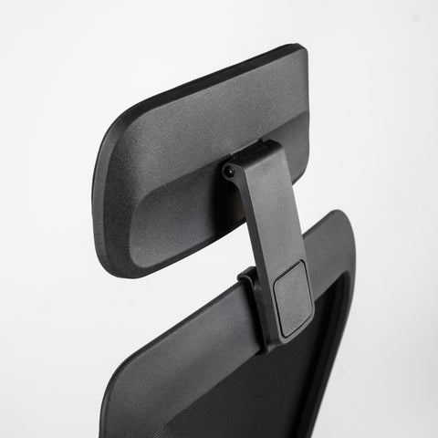 Silla Interstuhl EVERYis1 EV213 NEGRO Y CON CABECERO