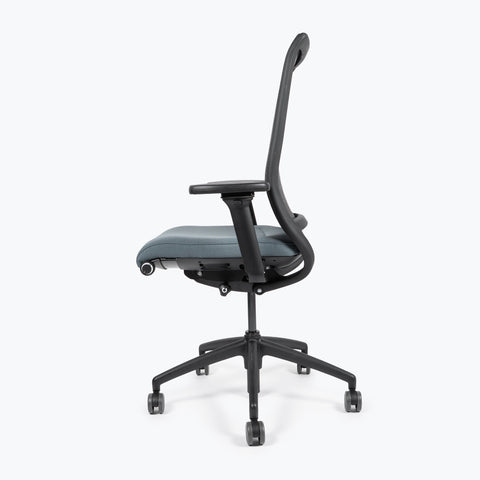 Silla Interstuhl HERO 172H MARCO Y ESTRUCTURA NEGRA / TAPICERÍA Y MALLA GRIS