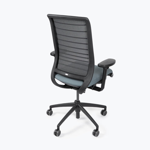 Silla Interstuhl HERO 172H MARCO Y ESTRUCTURA NEGRA / TAPICERÍA Y MALLA GRIS