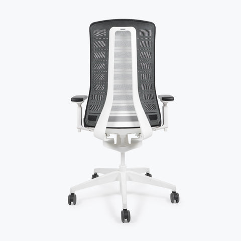 Silla Interstuhl PUREIS3 MARCO Y ESTRUCTURA BLANCA / TAPICERÍA Y MALLA NEGRA