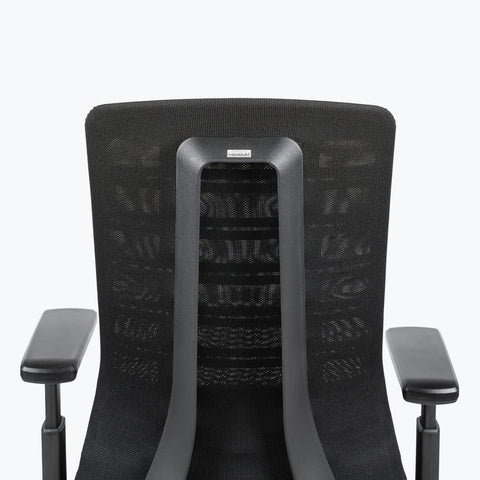 Silla Interstuhl PUREIS3 NEGRA